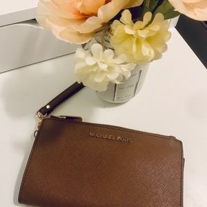 Michael Kors Double Zip Wristlet
